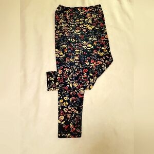 LuLaRoe Green with Bright Floral Tall & Curvy Leggings